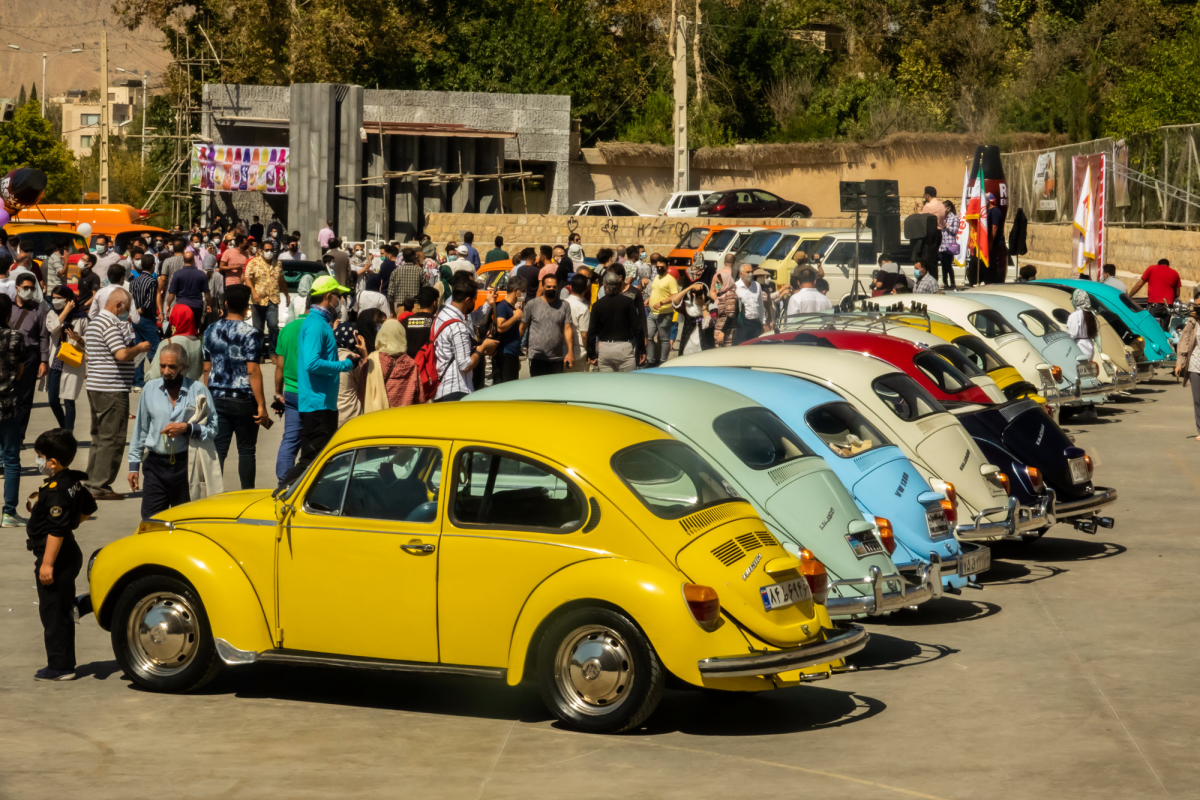 همایش خودروهای فولکس واگن کلاسیک در شیراز