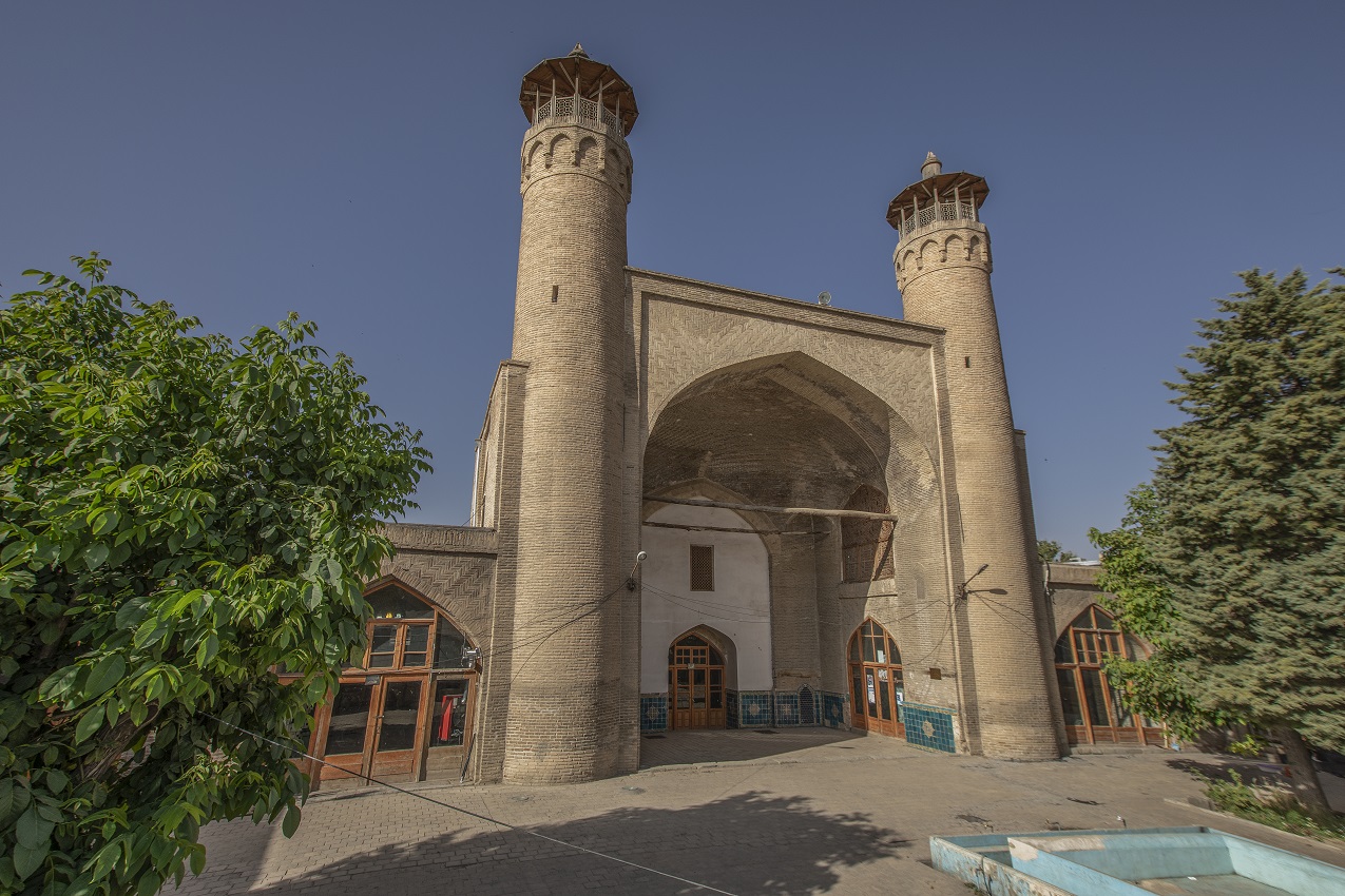 مسجد جامع بروجرد، شاهکار معماری اسلامی