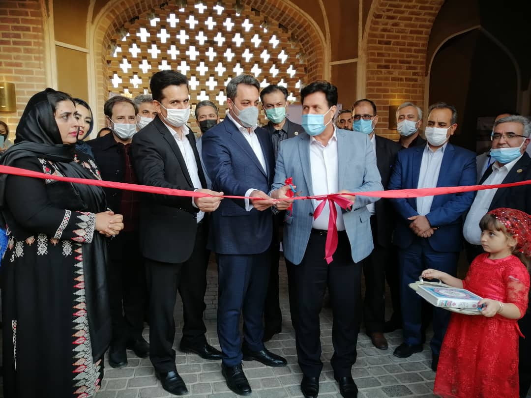 نمایشگاه توانمندی‌های صنایع‌دستی و گردشگر‌ی البرز و قزوین در کرج افتتاح شد