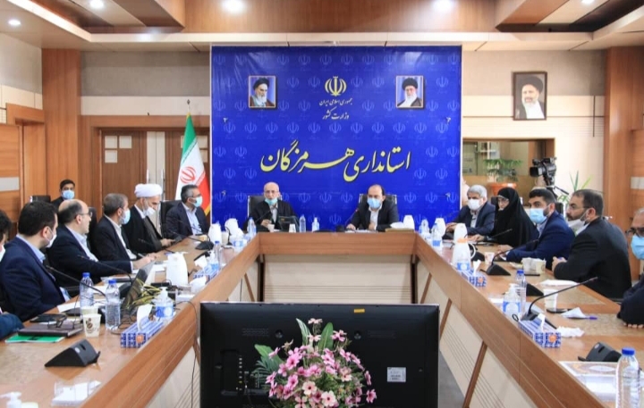نشست استاندار هرمزگان با اعضای کمیسیون  فرهنگی مجلس