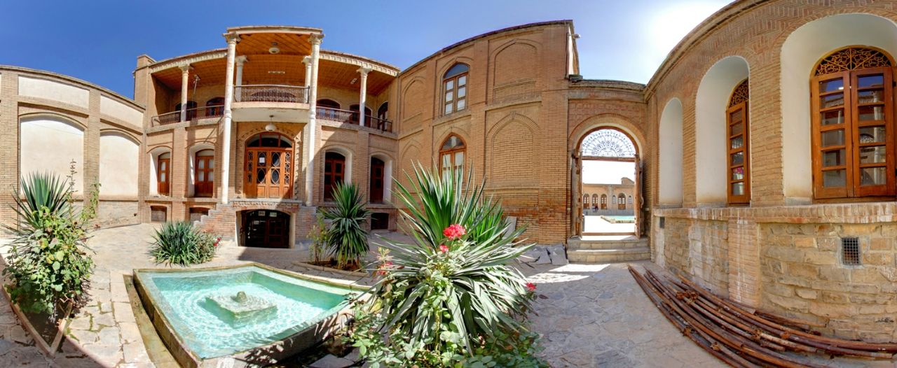 تملک ۴ بنای تاریخی در کردستان