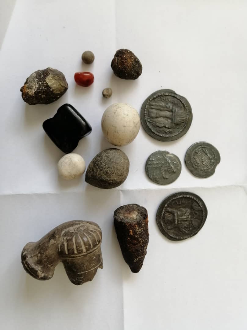 کشف و ضبط اشیای تاریخی و تقلبی در رازوجرگلان