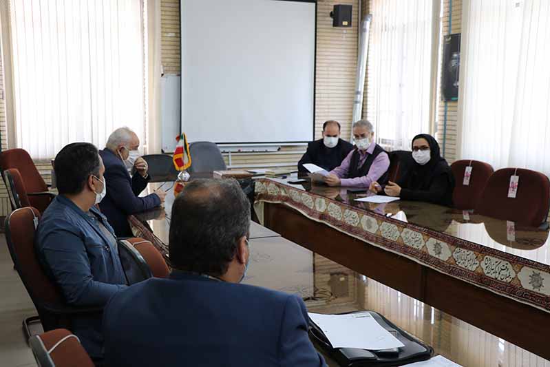 بررسی شکایات از آژانس‌های مسافرتی استان مرکزی در جلسه کمیته فنی 