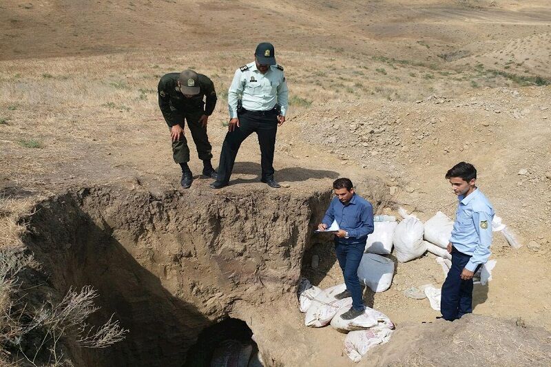 5 حفار غیرمجاز در الموت شرقی دستگیر شدند