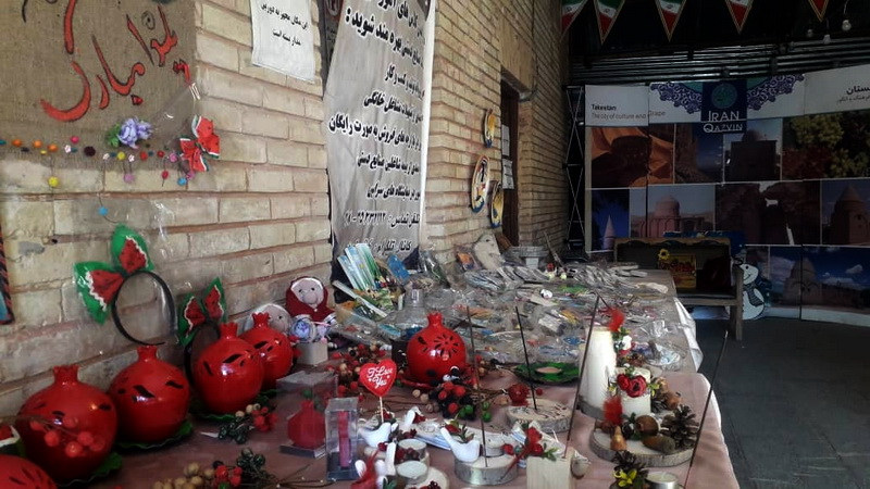 نمایشگاه صنایع‌دستی در تاکستان برپا شد