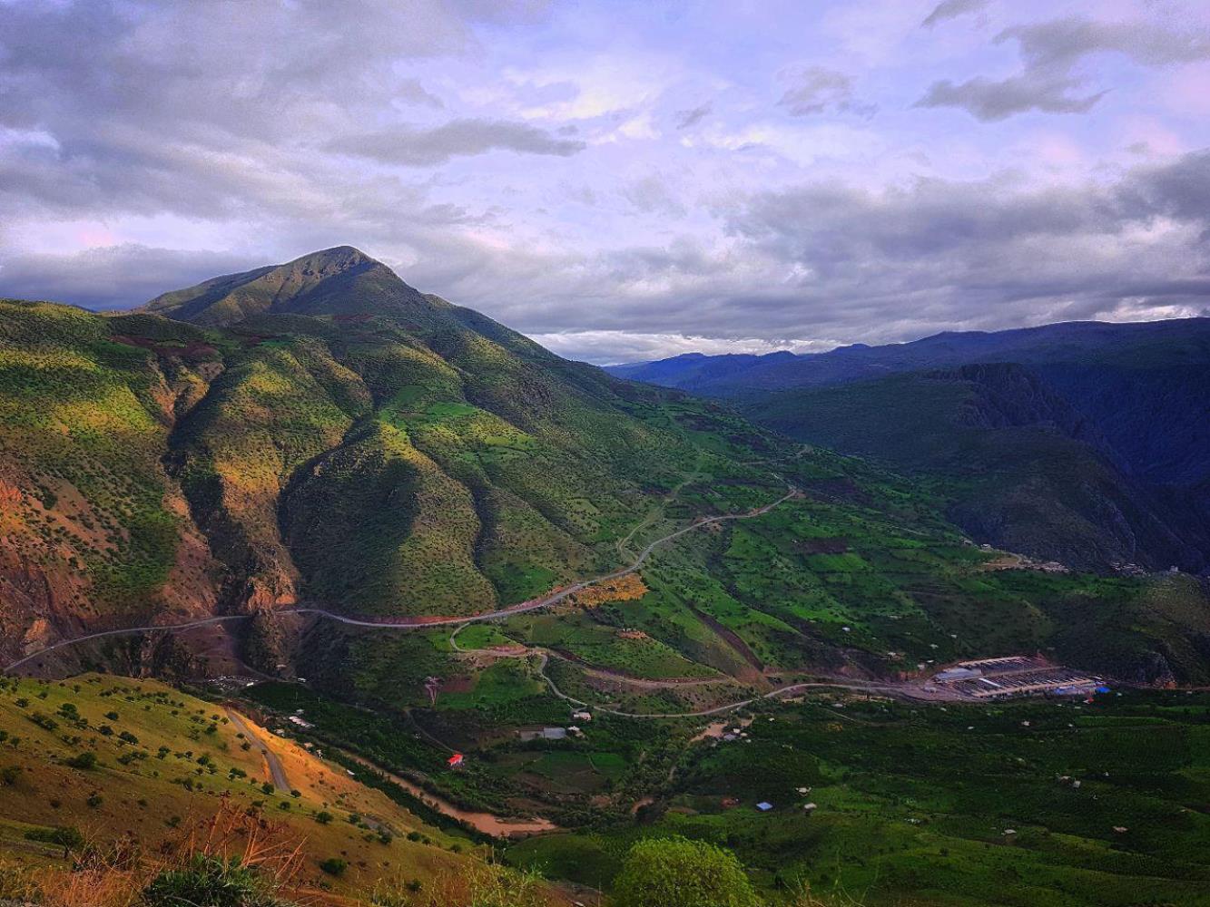 کردستان، سرزمین کوه و دشت‌های زیبا