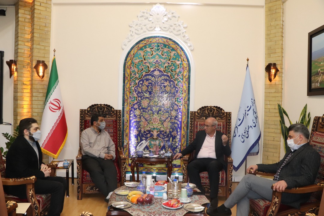 دیدار مهندس ضرغامی با نماینده کلیمیان در مجلس شورای اسلامی