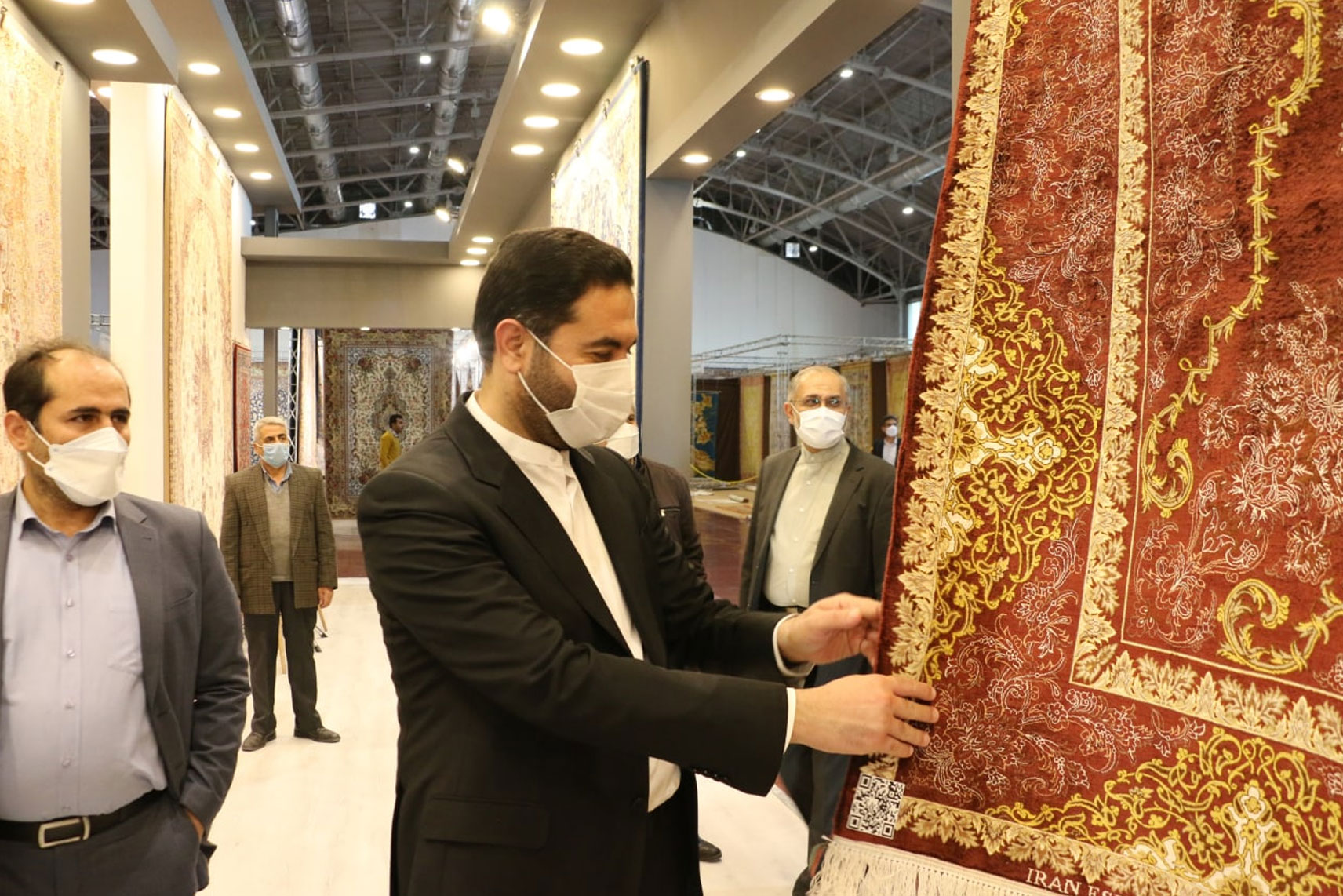 صنعت فرش نقش مهمی در ترویج صنایع‌دستی و گردشگری اصفهان دارد