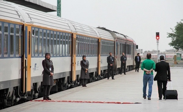 ۴۱۲هزار نفر در شش روز گذشته با قطار به سفر رفتند/ اعزام روزانه ۳۰ قطار از تهران به مشهد