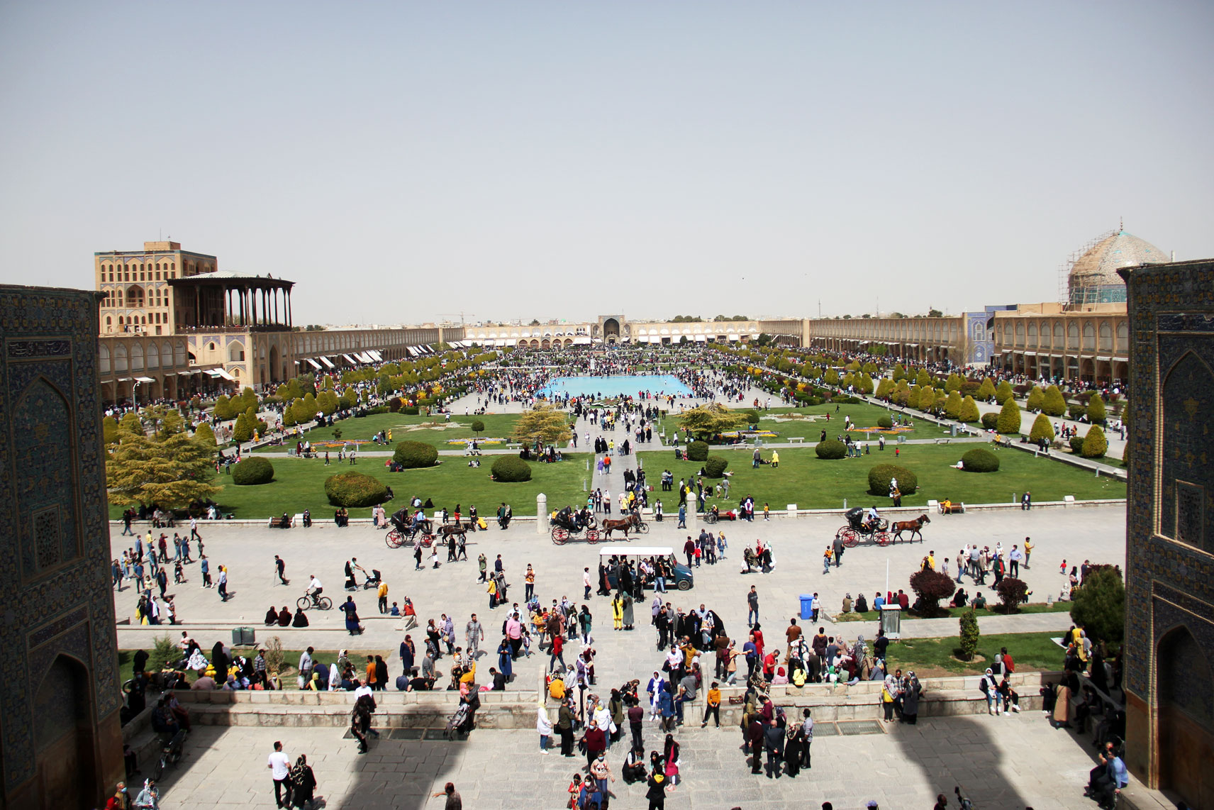 بازدید بیش از 145هزار گردشگر از مجموعه عظیم میدان امام(ره) در روز سوم نوروز1401