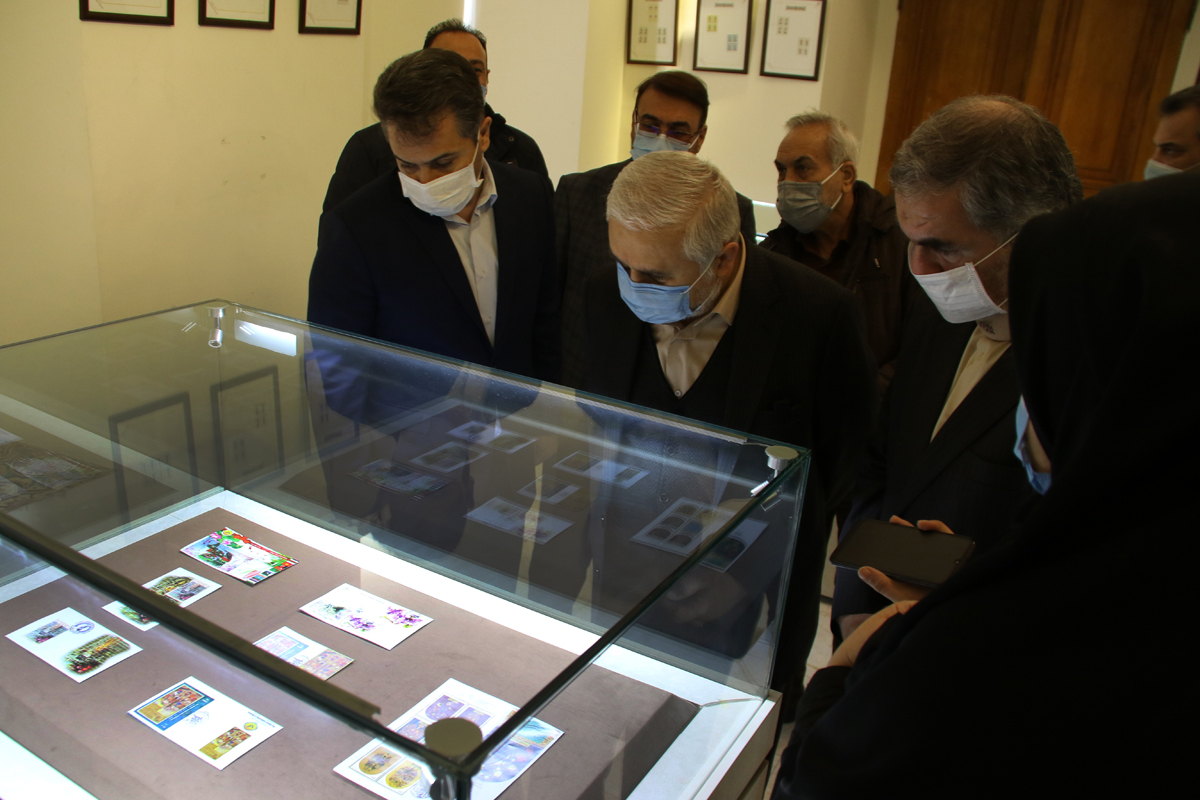 افتتاح  نمایشگاه درخت زندگی و تمبرهای نوروزی ایران در کاخ گلستان