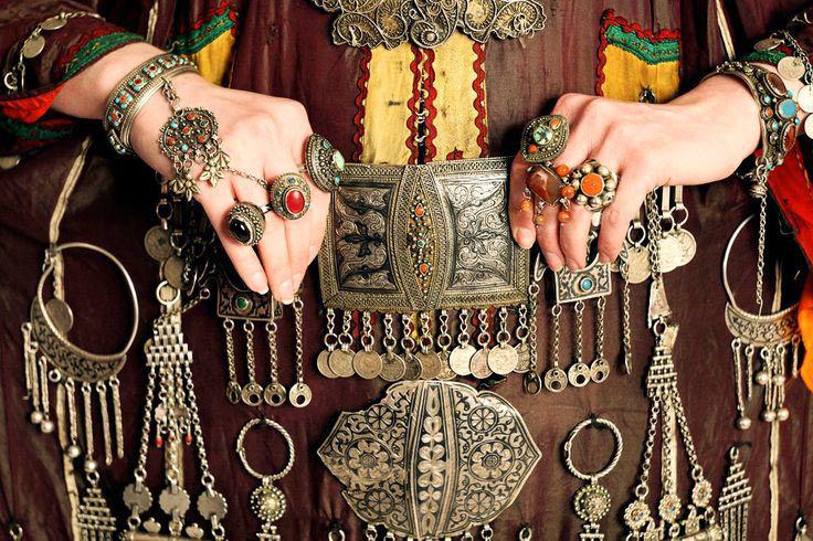 جشنواره بین‌المللی طلادوزی و جواهرات در بخارا برگزار می‌شود