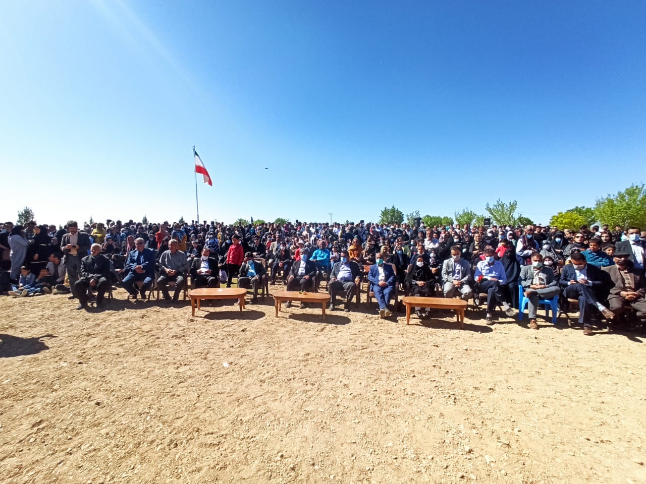 برگزاری آیین گنبد طلا در روستای هرابرجان در روز مروست