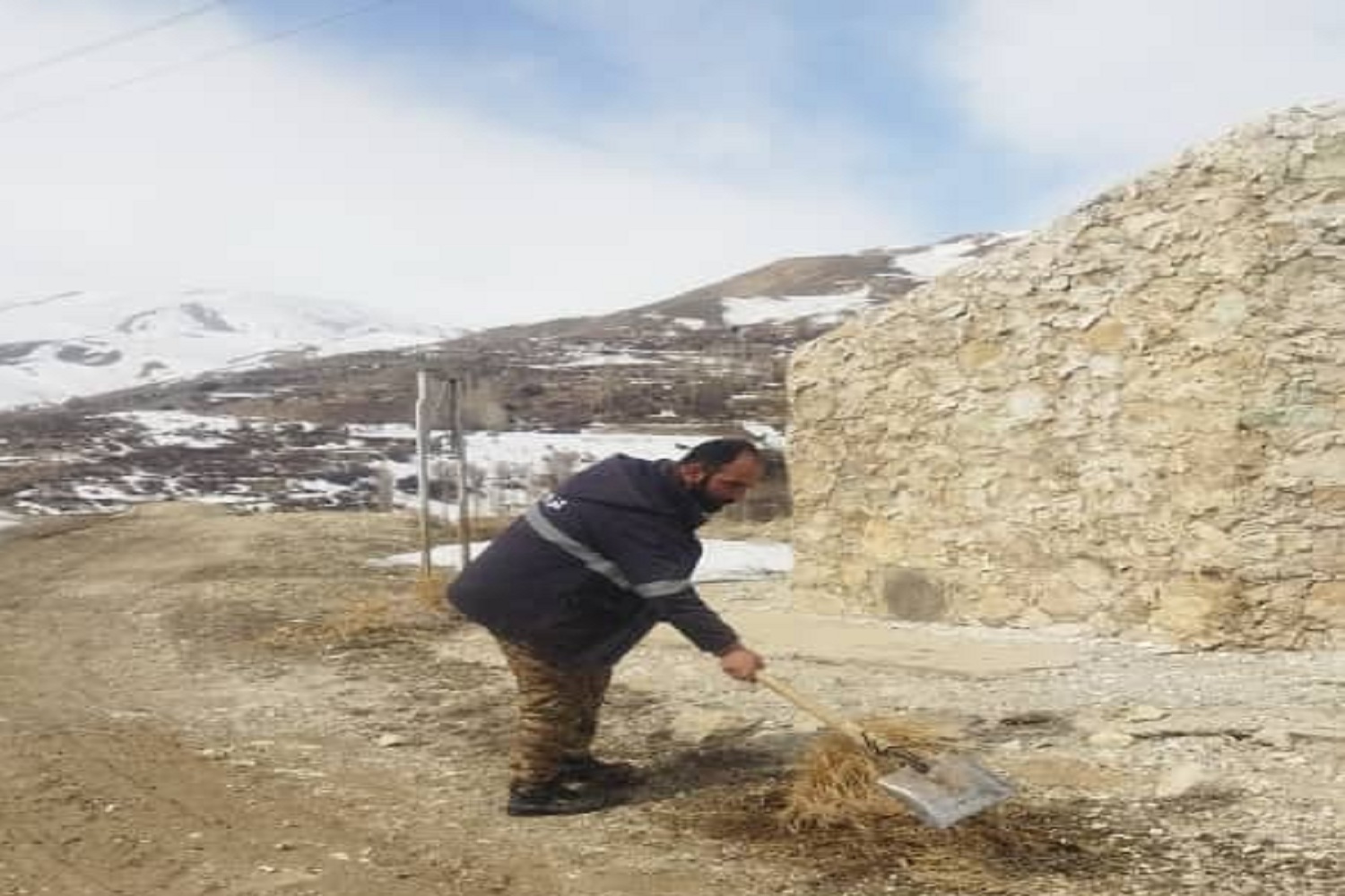 طرح پاک‌سازی روستاهای گردشگری فیروزکوه انجام شد