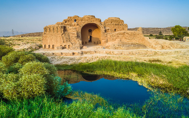 ساعات بازدید اماکن تاریخی فرهنگی فارس در نوروز 1401 افزایش یافت