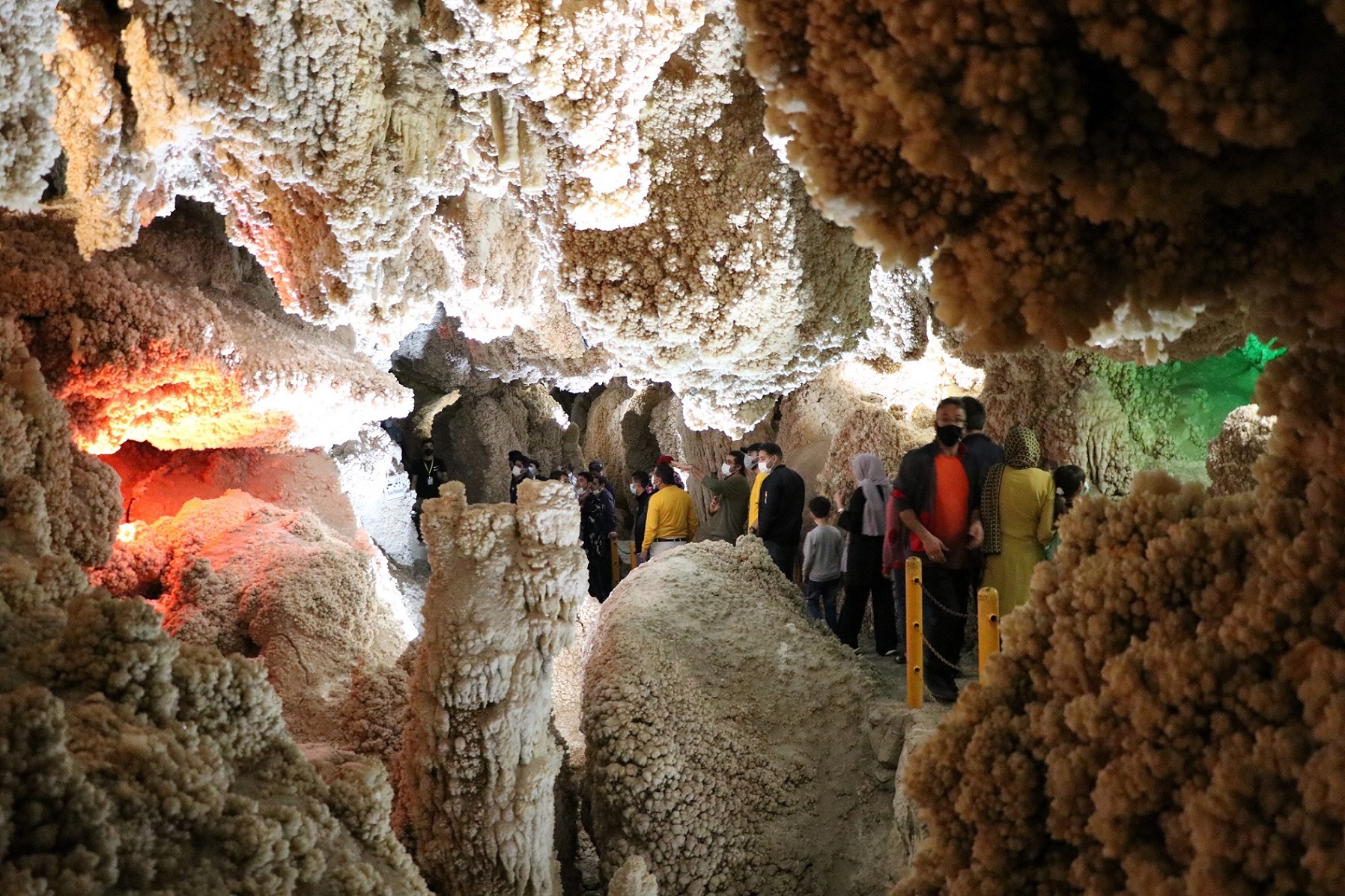 غار نخجیر، میراثی 70 میلیون ساله
