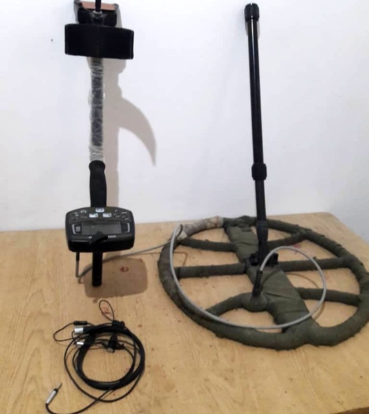 کشف و ضبط دو دستگاه فلزیاب در شهرستان بیجار