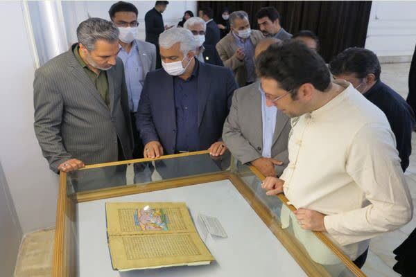 افتتاح نمایشگاه نسخ شاهنامه‌ فردوسی در موزه حرم مطهر رضوی