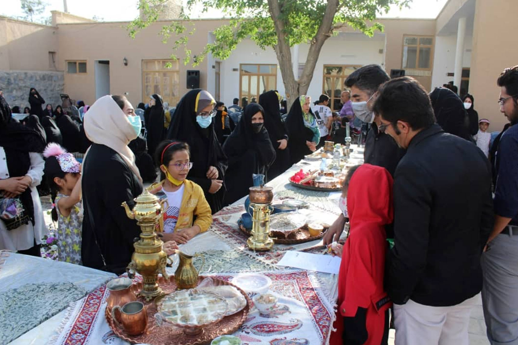 برگزاری جشنواره غذاهای سنتی در بقعه پیربکران