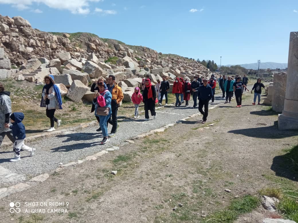 اقامت بیش از ۲۸۲هزار گردشگر در استان کرمانشاه در تعطیلات عید فطر