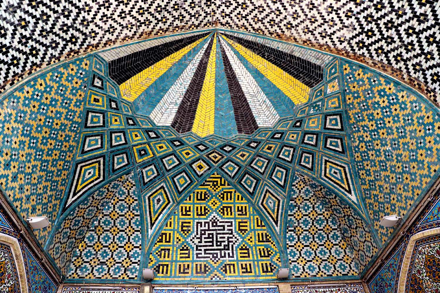مسجد جامع زنجان،جاذبه ای ماندگار با معماری چشم نواز
