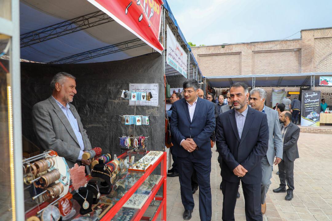 نمایشگاه و بازارچه صنایع‌دستی در اردبیل گشایش یافت