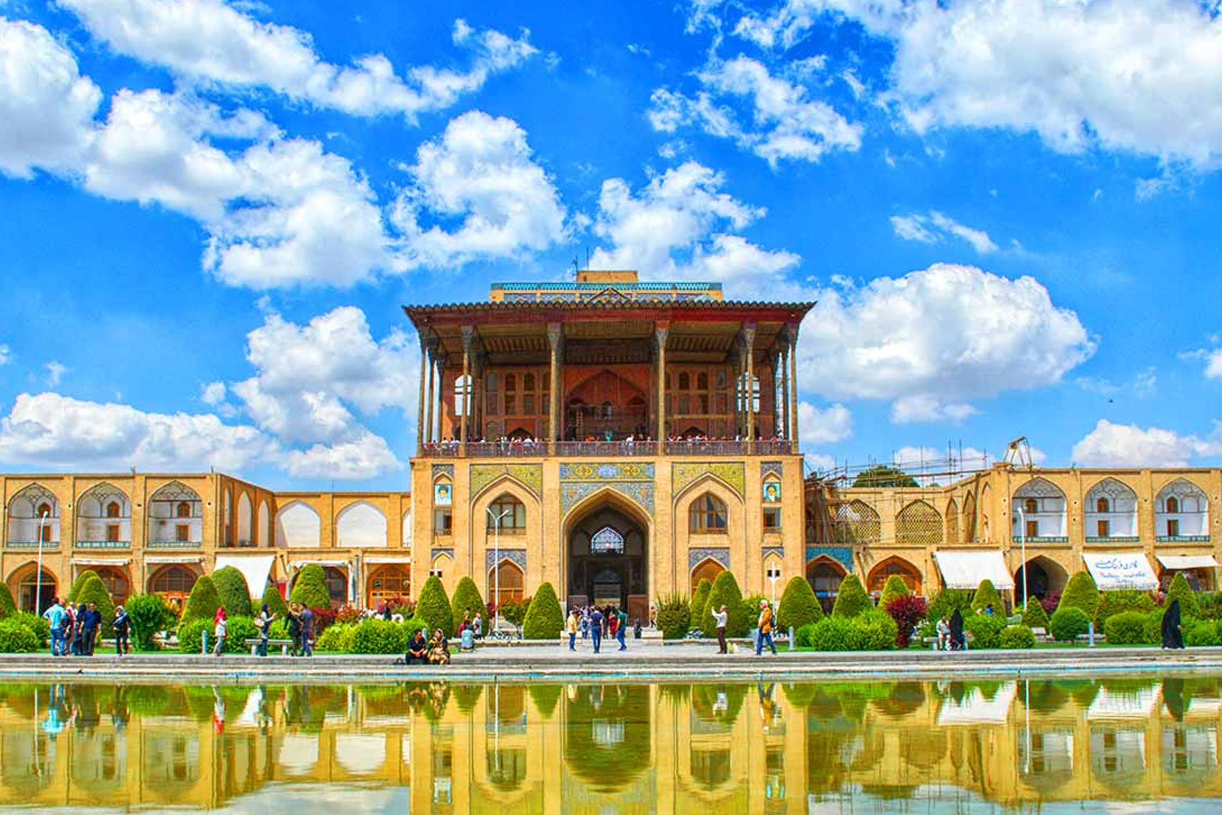 تعطیلی مجموعه کاخ عالی‌قاپو اصفهان در روز 15 خردادماه