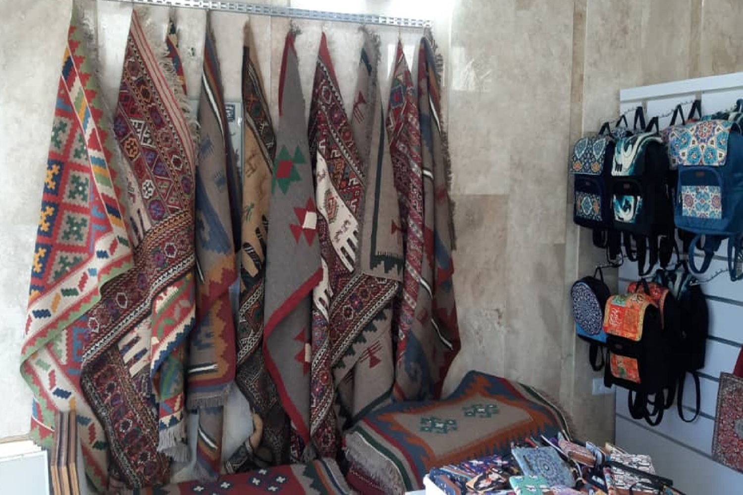 فروشگاه صنایع‌دستی و تولیدات خانگی در شمیرانات افتتاح می‌شود