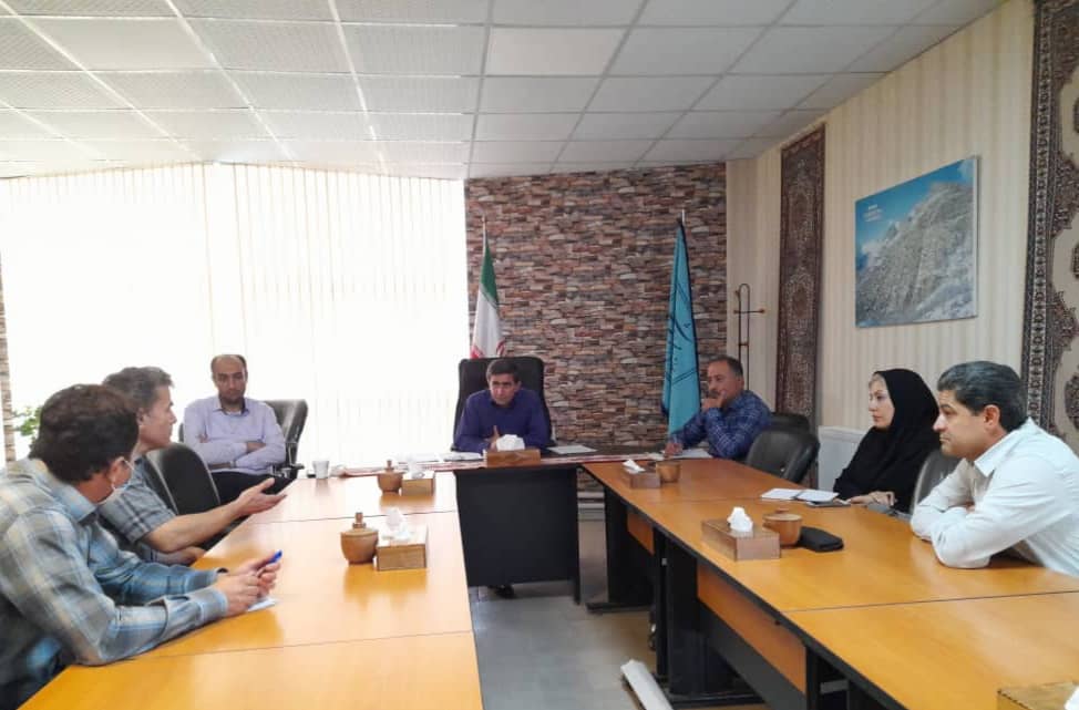 جلسه کمیته‌ فنی نظارت بر دفاتر خدمات مسافرتی کردستان تشکیل شد