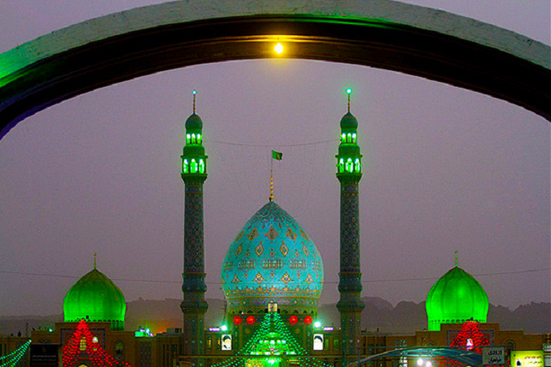 برنامه‌های مسجد مقدس جمکران برای میزبانی از زائران در ایام رحلت امام خمینی (ره)