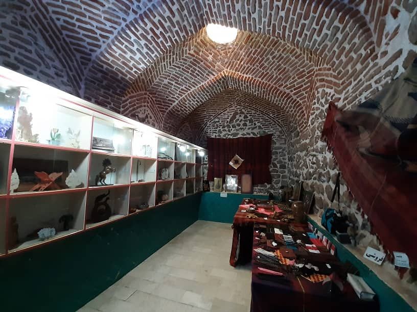 برپایی نمایشگاه صنایع‌دستی در مهاباد