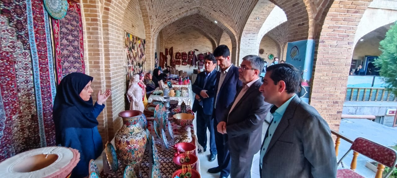 هنرمندان صنایع‌دستی کردستان حمایت می‌شوند