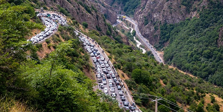 مسافران مازندران از ترافیک جاده‌ها هم لذت می‌برند
