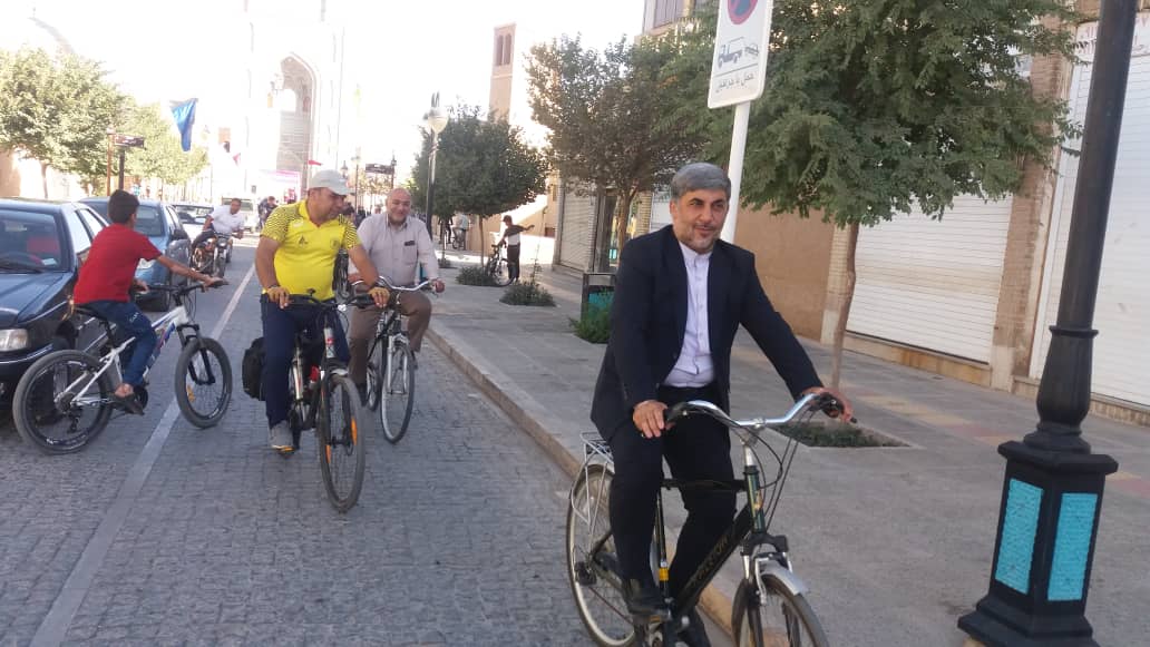 برگزاری همایش دوچرخه‌سواری در بافت تاریخی یزد