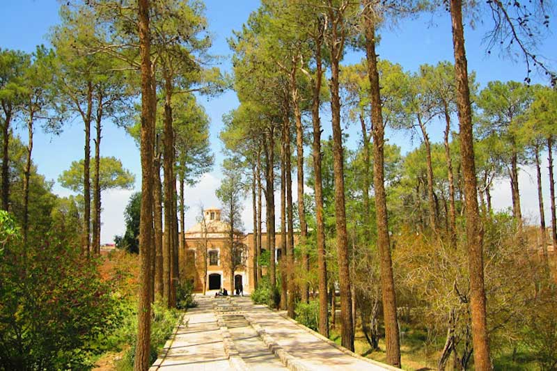 باغ موزه هرندی کرمان در مرحله بازسازی است