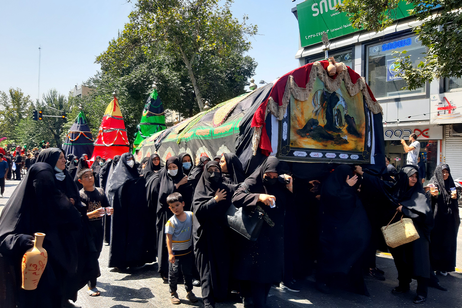 آیین تشییع و خاک‌سپاری شهدای کربلا در تهران