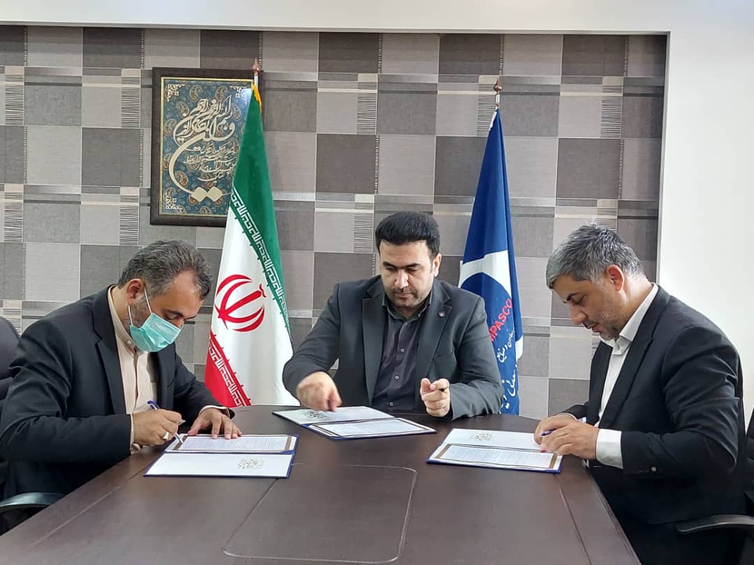 امضای تفاهم‌نامه سه‌جانبه برای حمایت از صنایع‌دستی یزد