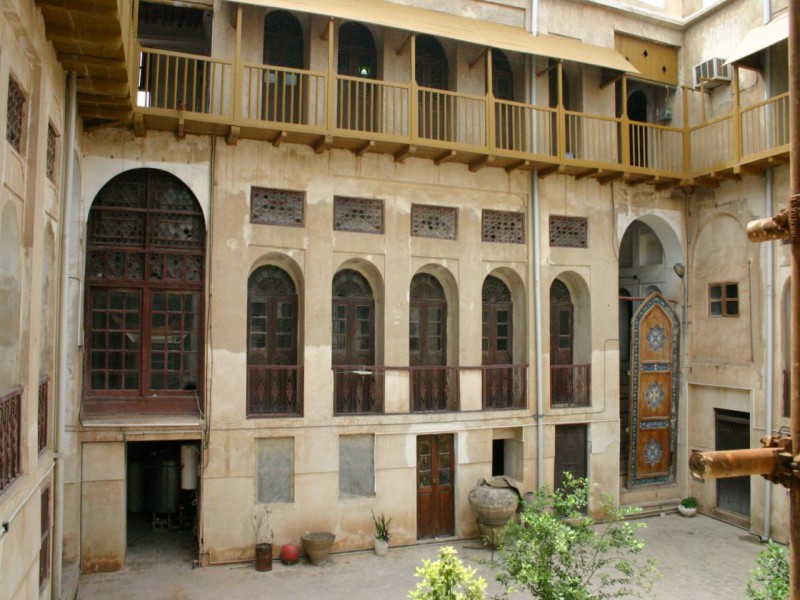 مرمت عمارت گلشن در بوشهر