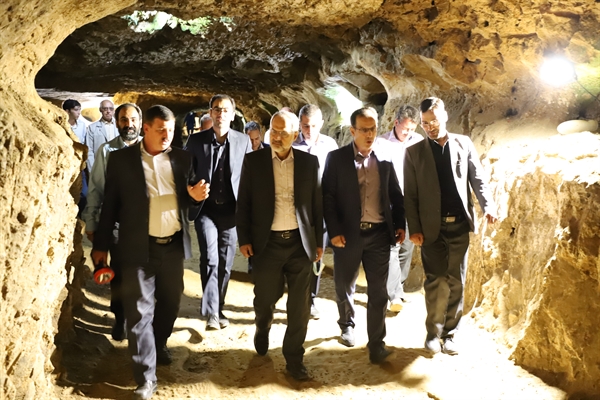 برندسازی را در غار کتله خور زنجان