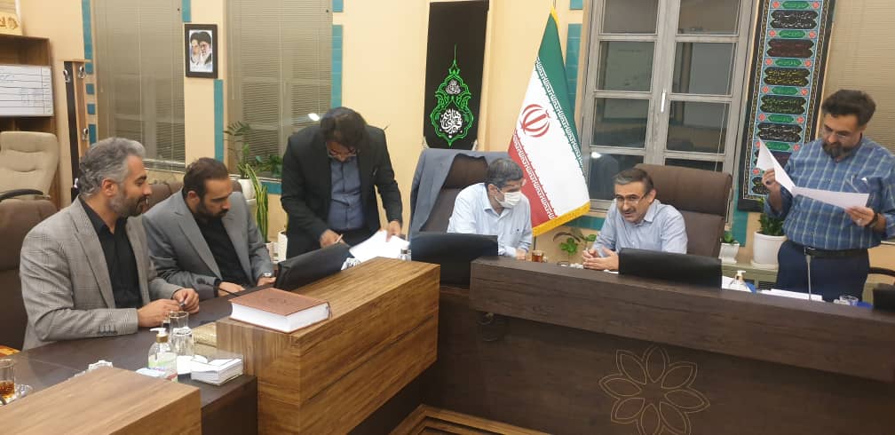 امضای ٤ تفاهم‌نامه همكاری بين شركت توسعه گردشگری ايران و شهرداری شيراز