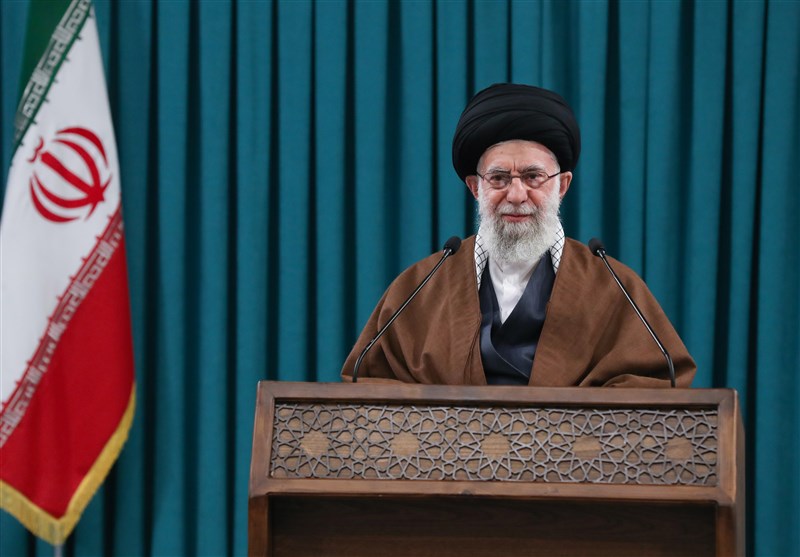 پخش زنده سخنرانی رهبر معظم انقلاب اسلامی در دیدار جمعی از پیشکسوتان و فرماندهان دفاع مقدس