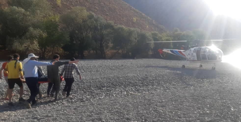 نجات جان یک گردشگر لرستانی در دریاچه گهر