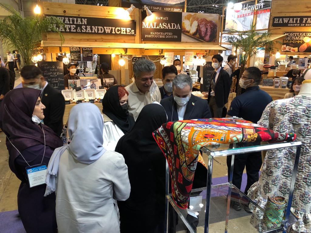 اعزام هنرمندان صنایع‌دستی سیستان و بلوچستان به توکیو برای شرکت در نمایشگاه هدایای ژاپن