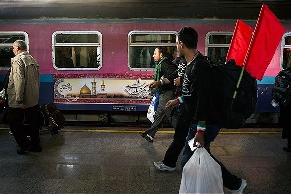 جابجایی رایگان زائران اربعین حسینی در راه‌آهن جنوب ادامه دارد