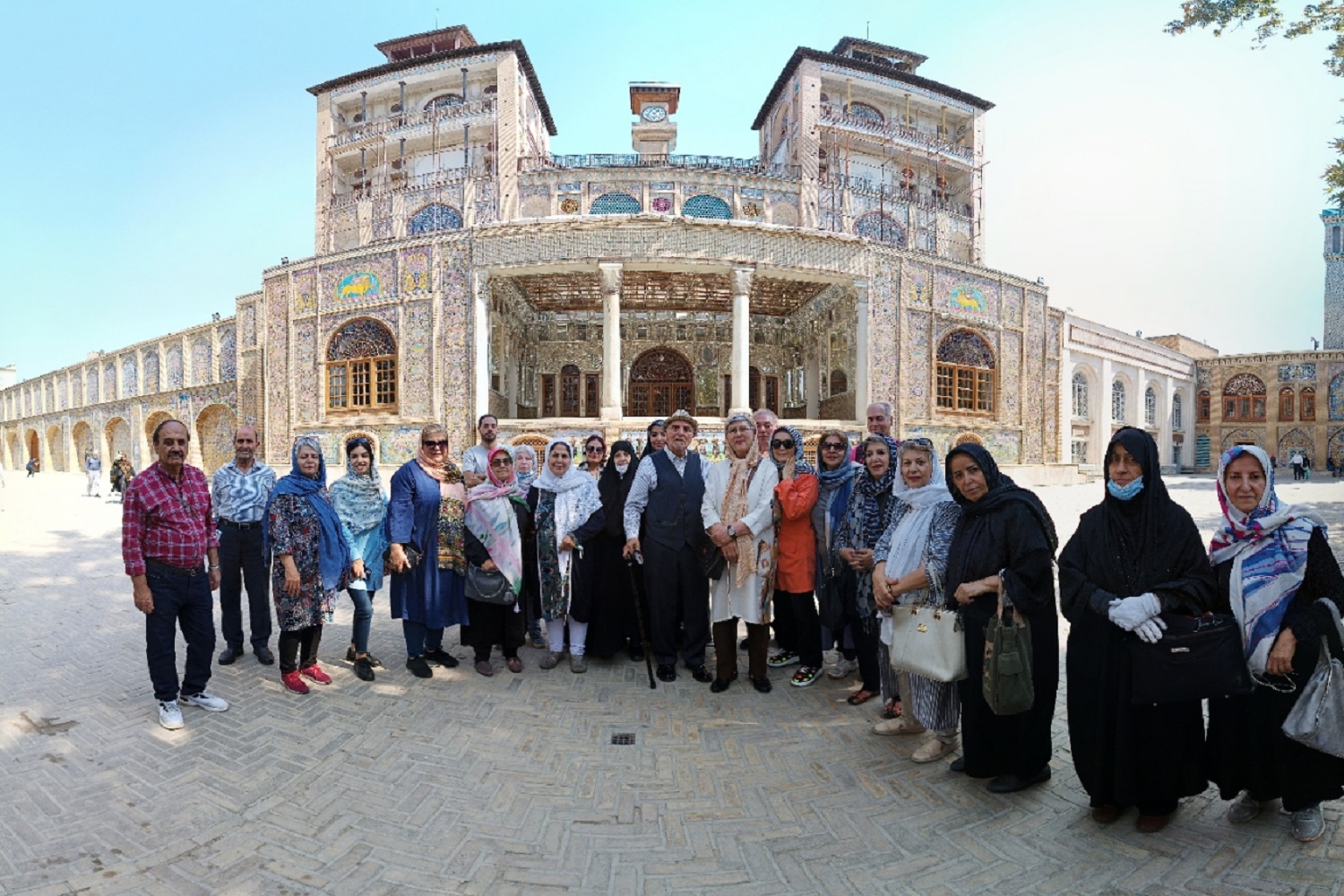 تور گردشگری سالمندان در تهران برگزار شد