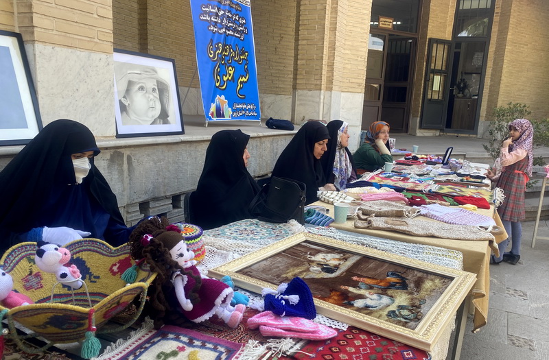 برگزاری نمایشگاه مشاغل خانگی و کارگاه صنایع‌دستی در عمارت تاریخی داعی قزوین
