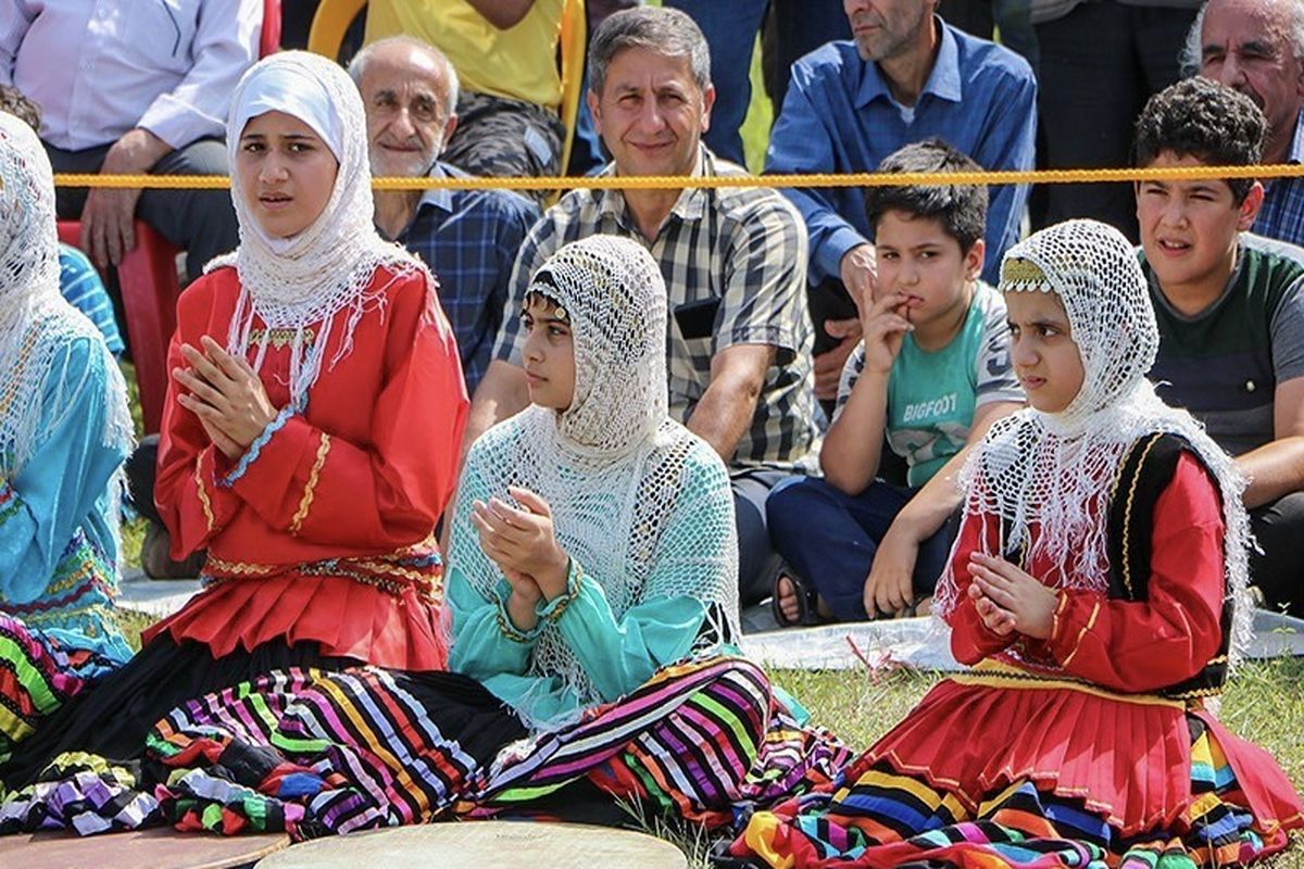 آغاز روز پنجم هفته گردشگری با جشنواره های محلی/ گردشگری در دسترس برای همه گردشگران