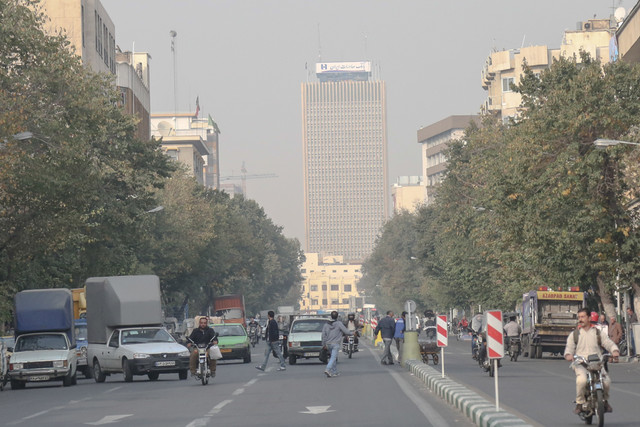 کیفیت هوای تهران، ناسالم برای گروه‌های حساس در مناطق پرتردد