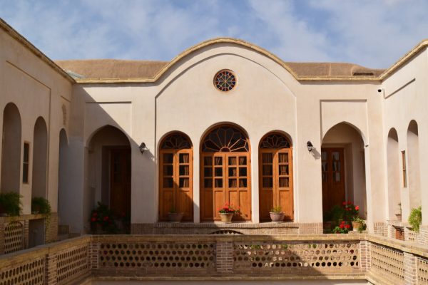 فرصت سرمایه‌گذاری در نصف جهان/ 8 بنای تاریخی اصفهان به مزایده گذاشته می‌شود
