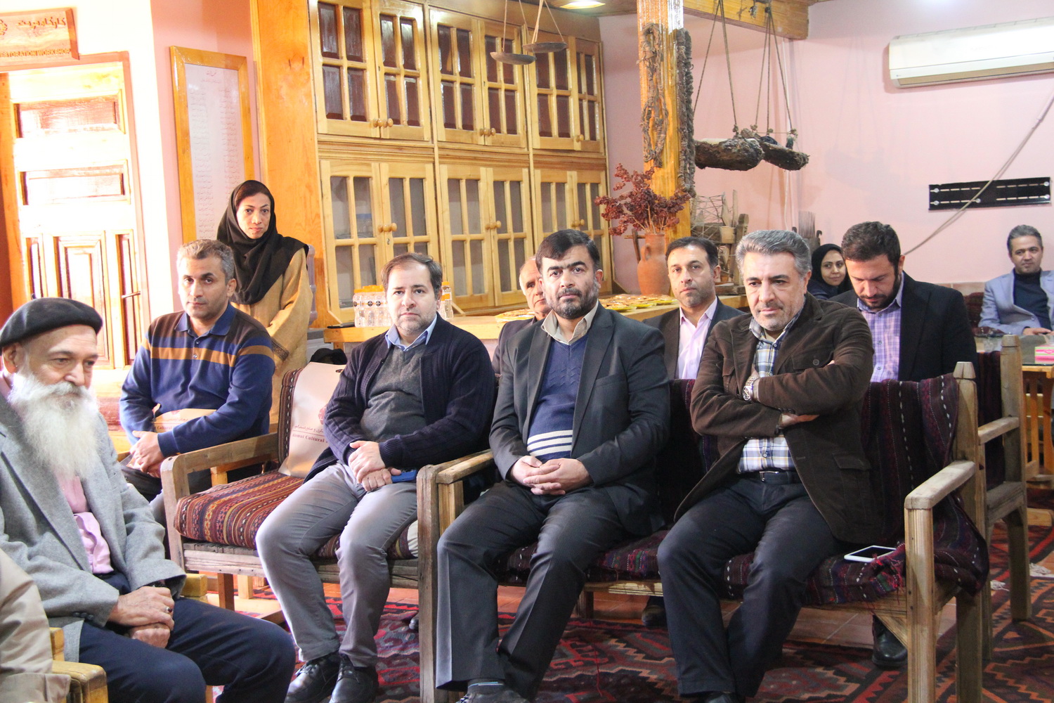 نشست میراث جهانی ظرفیت‌ها و فرصت‌ها برای جامعه محلی در الموت  برگزار شد